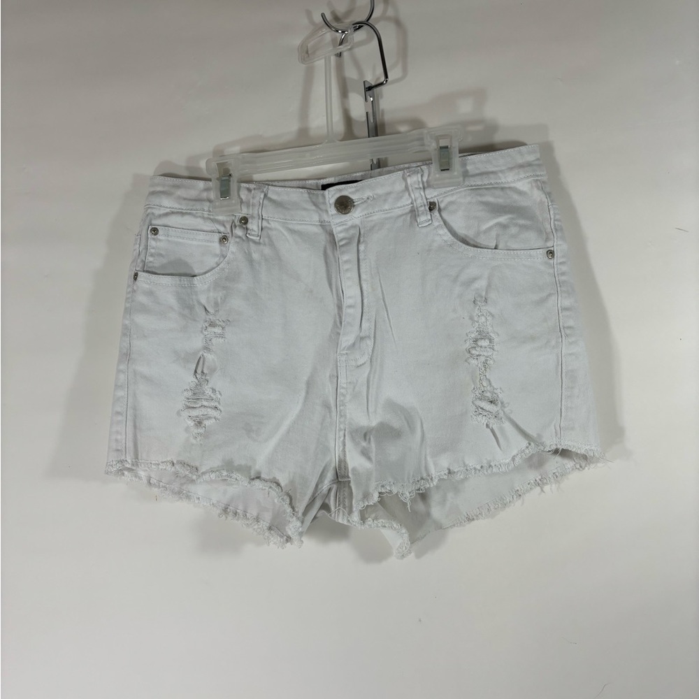 White cut off distressed shorts American Bazi size 2XL